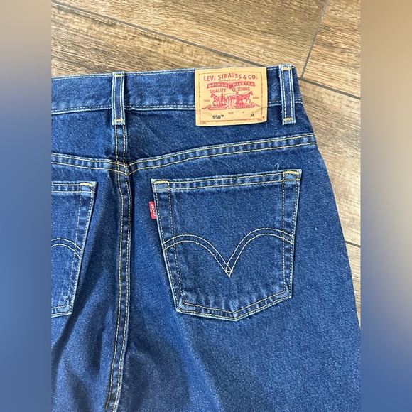Vintage Levi’s 550 Classic Relaxed Medium Wash Jeans 12M, 90s High rise Classic - Picture 4 of 12